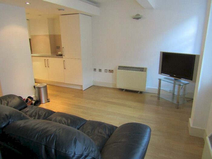 1 Bedroom Flat To Rent In Sir Thomas St, Liverpool, L1