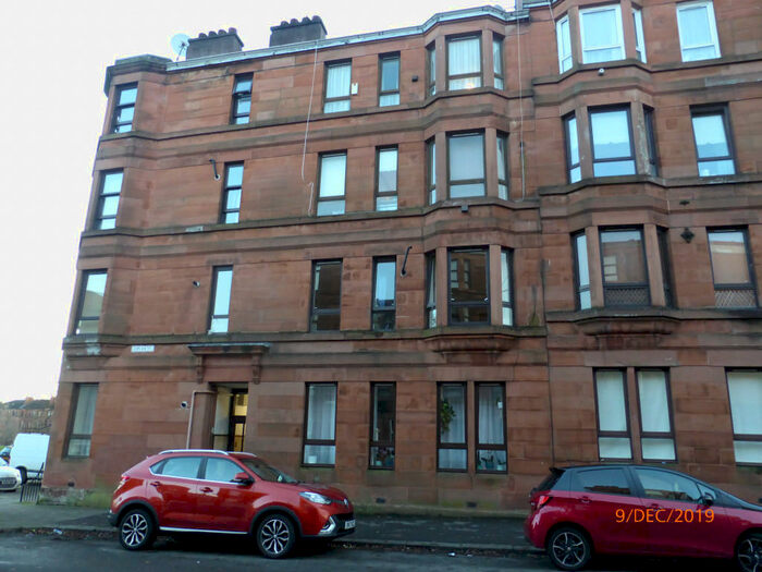 2 Bedroom Flat To Rent In Coplaw Street, Govanhill, G42