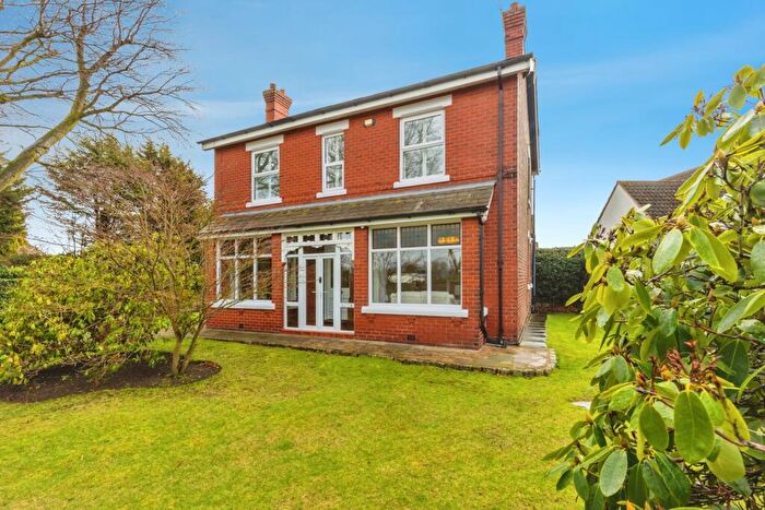 3 Bedroom Detached House For Sale In Warburton Lane, Partington, Manchester, Greater Manchester, M31