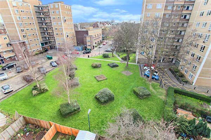2 Bedroom Flat To Rent In Dumain Court, Opal Street, London, SE11