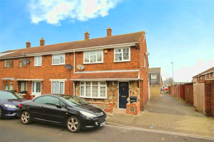3 Bedroom End Of Terrace House To Rent In Emanuel Street, Portsmouth, Hampshire, PO2