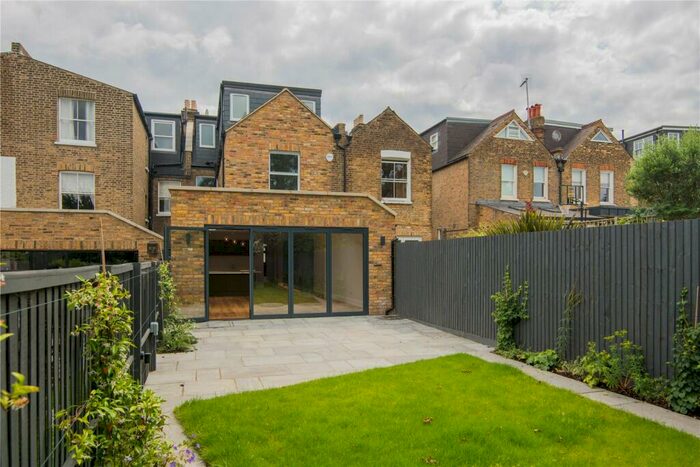 6 Bedroom Terraced House To Rent In Palewell Park, London, SW14