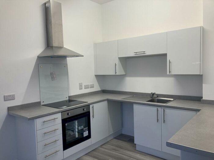 2 Bedroom Flat To Rent In Market Square, Narberth, SA67