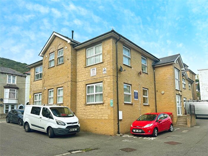 2 Bedroom Apartment For Sale In Albert Street, Ventnor, Isle Of Wight, PO38