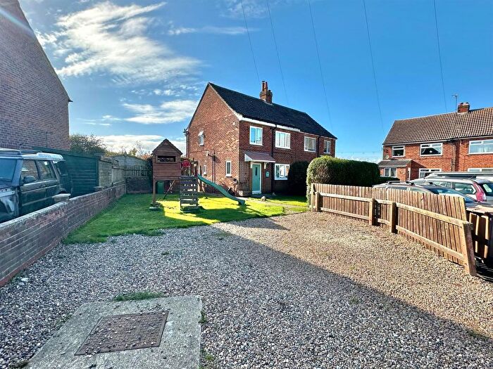 3 Bedroom Semi-Detached House For Sale In Calam Villas, Atwick, Driffield, YO25