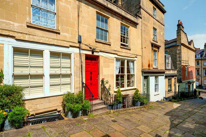 3 Bedroom House To Rent In Hay Hill, Bath, BA1