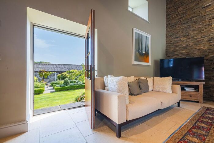 5 Bedroom Detached House For Sale In Dreenhill, Haverfordwest, SA62