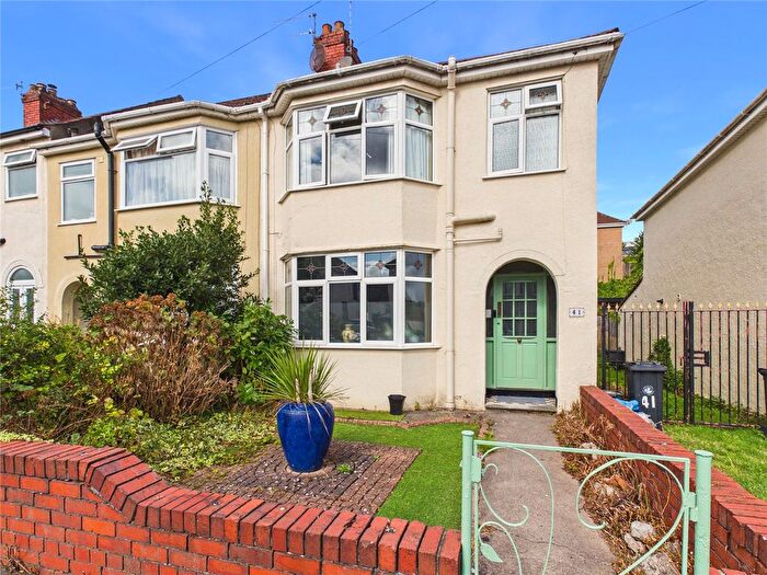 3 Bedroom End Of Terrace House For Sale In St Dunstans Road, Bedminster, Bristol, BS3