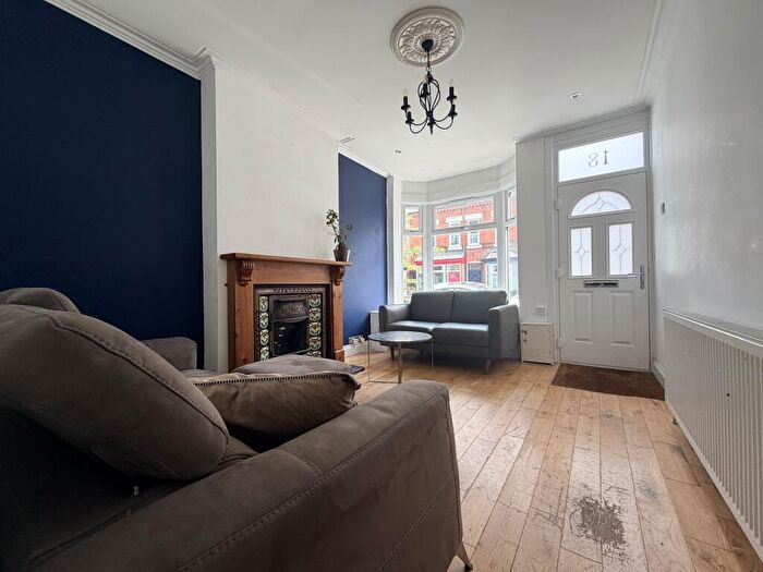 3 Bedroom Town House To Rent In Florence Road, Kings Heath, B14