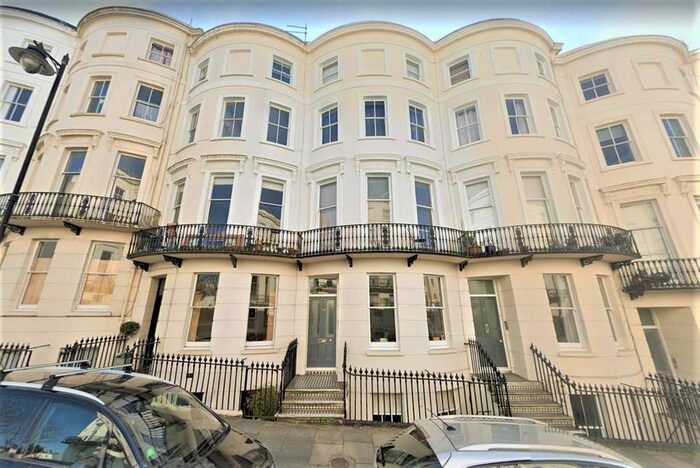 3 Bedroom Flat To Rent In Eaton Place, Brighton, BN2