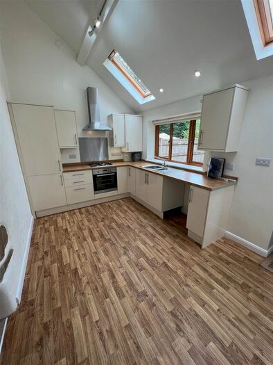 1 Bedroom Cottage To Rent In Woodlands, Ivybridge, PL21