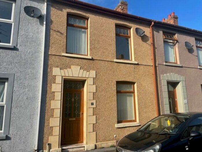 4 Bedroom Terraced House To Rent In Brynmor Road, Llanelli, SA15