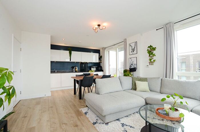 2 Bedroom Flat For Sale In Gayton Road, Harrow, HA1