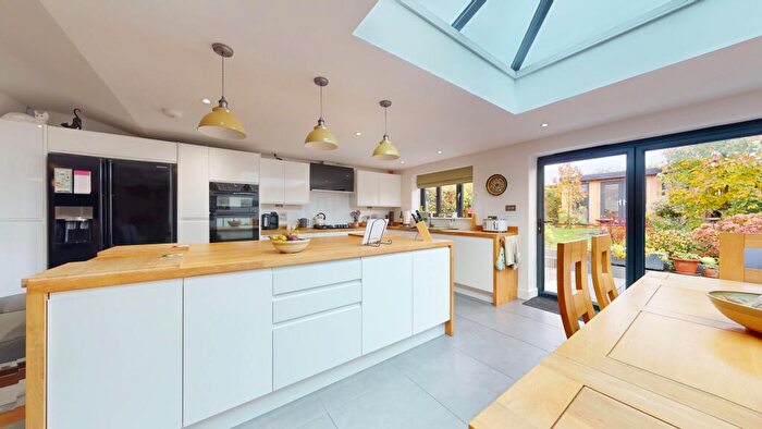 4 Bedroom Semi Detached House To Rent In Heol Y Nant, Rhiwbina, Cardiff, CF14