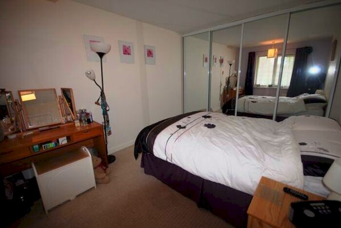 1 Bedroom Ground Flat To Rent In Simon Way, Southampton, SO18