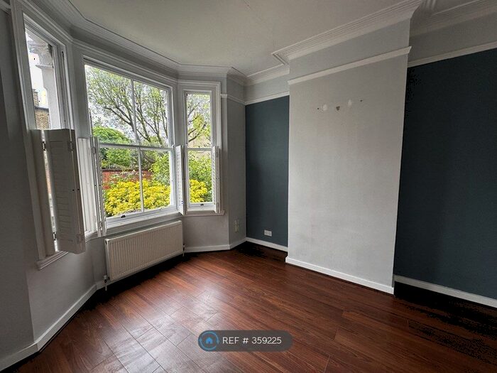 1 Bedroom Maisonette To Rent In Oxenford Street, London, SE15