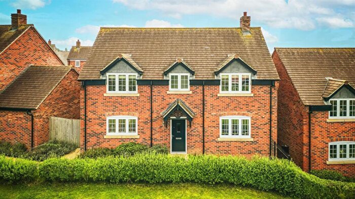 4 Bedroom Detached House For Sale In Mill Farm, Repton, Derby, DE65
