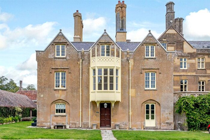 6 Bedroom House For Sale In Hurn Court Lane, Hurn, Christchurch, BH23