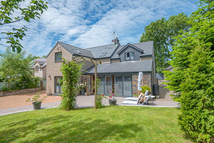4 Bedroom Detached House For Sale In Plum Tree House Little Newcastle, SA62