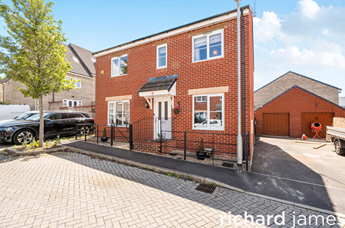 4 Bedroom Detached House For Sale In Cob Hill, Purton, SN5