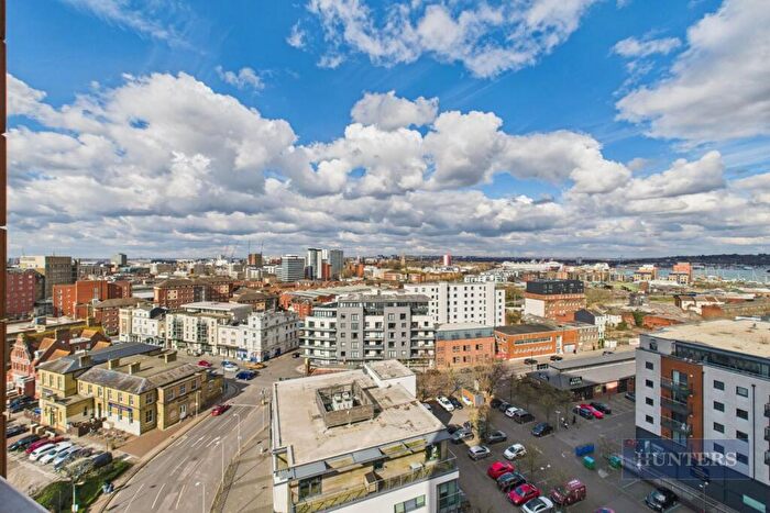 2 Bedroom House To Rent In The Moresby Tower, Ocean Way, Southampton, SO14