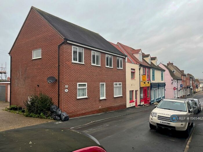 2 Bedroom Maisonette To Rent In South Street, Manningtree, CO11