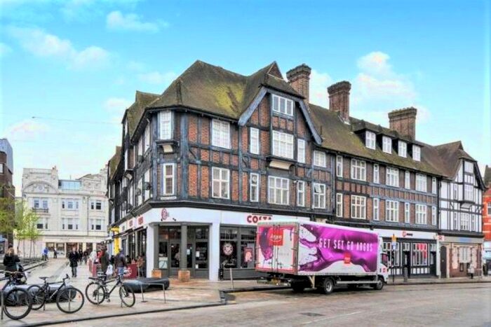 1 Bedroom Flat To Rent In A Market Square, Bromley, Kent, BR1