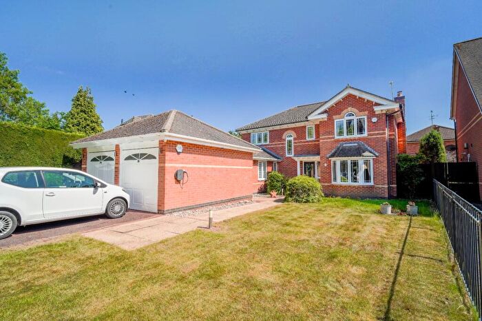 4 Bedroom Detached House For Sale In Saxondale Drive, Radcliffe-on-Trent, Nottingham, Nottinghamshire, NG12