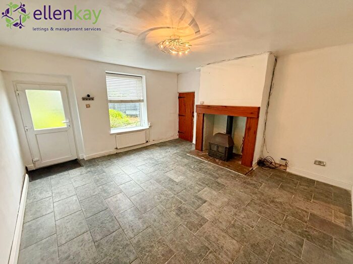 3 Bedroom Terraced House To Rent In Milner Street, Rochdale, OL12