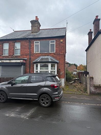 3 Bedroom Semi-Detached House For Sale In Kings Road, High Wycombe, HP11