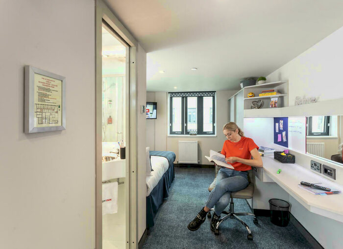 12 Bedroom Private Hall To Rent In Welford Road, Leicester, LE2