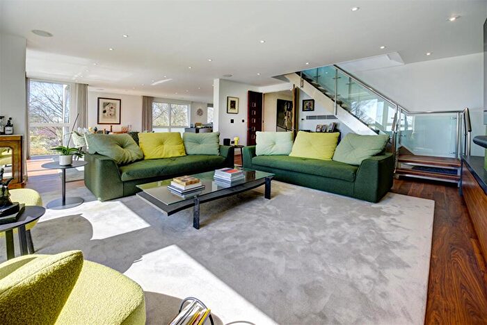 4 Bedroom Flat For Sale In Penthouse Apartment, Hampstead, NW3