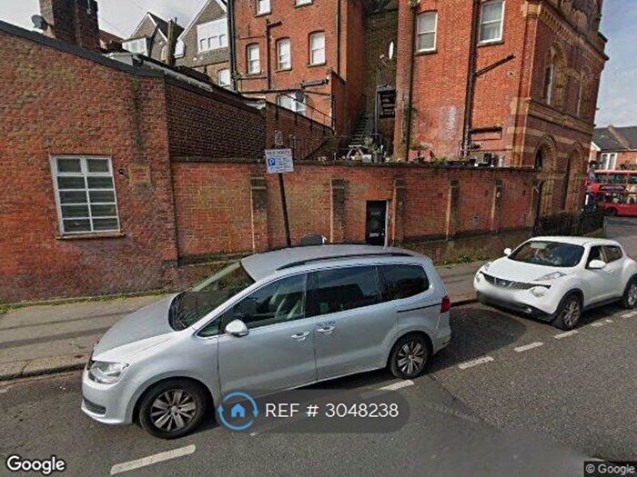 1 Bedroom Flat To Rent In London Road, London, SW16