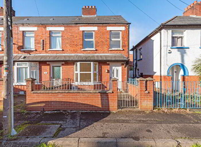 2 Bedroom End Of Terrace House For Sale In Windsor Drive, Belfast, BT9