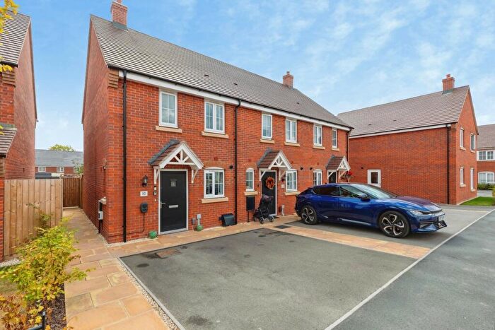 2 Bedroom End Of Terrace House For Sale In Merryweather Mews, Stratford-Upon-Avon, Warwickshire, CV37