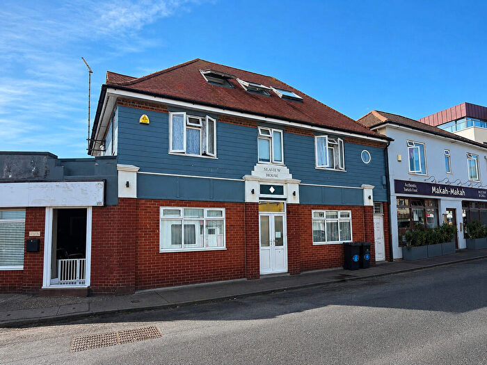 Studio For Sale In South Street, Lancing, BN15
