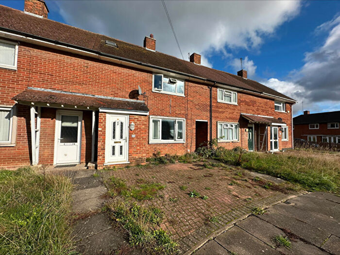 3 Bedroom House To Rent In Conway Close, Northampton, NN5