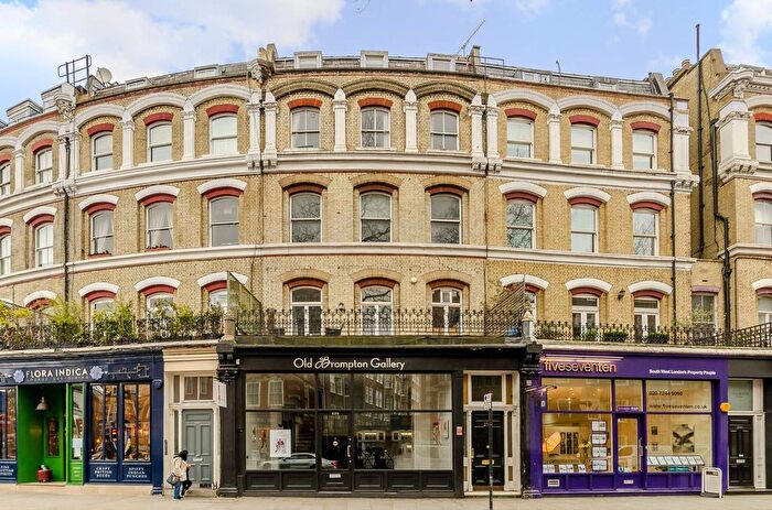 Studio For Sale In Old Brompton Road, Earls Court, London, SW5