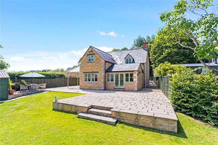 4 Bedroom Detached House For Sale In Chapel Lane, Bledington, Chipping Norton, Oxfordshire, OX7