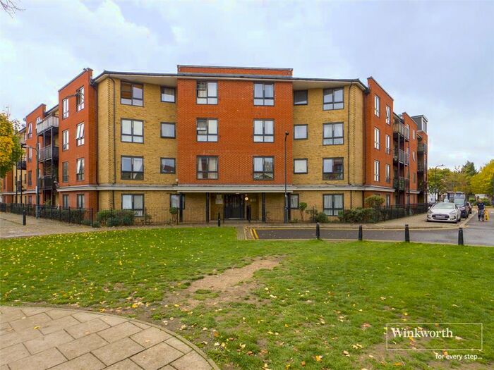 2 Bedroom Apartment To Rent In Hirst Crescent, Wembley, HA9