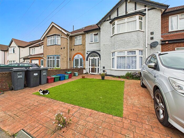 1 Bedroom Flat To Rent In Lampton Park Road, Hounslow, TW3