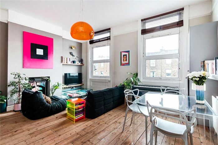 1 Bedroom Apartment To Rent In New Cross Road, London, SE14