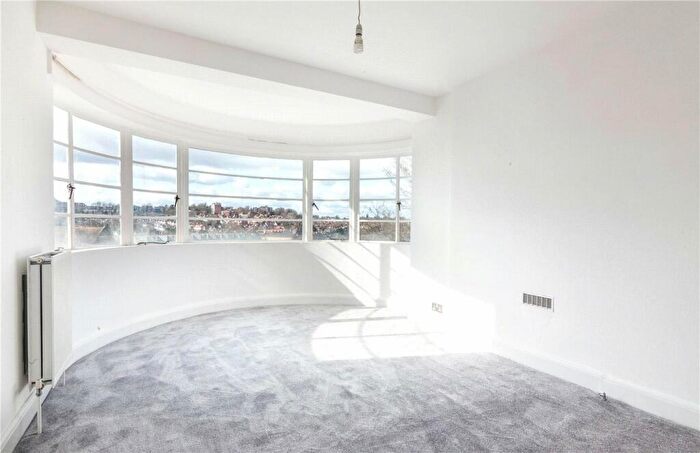 2 Bedroom Apartment To Rent In Hornsey Lane, London, N6