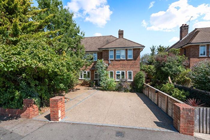 2 Bedroom Maisonette For Sale In Burnet Grove, Epsom, KT19