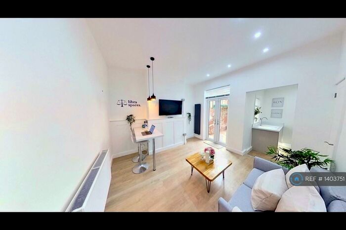 2 Bedroom Terraced House To Rent In Alexandra Avenue, Hull, HU5