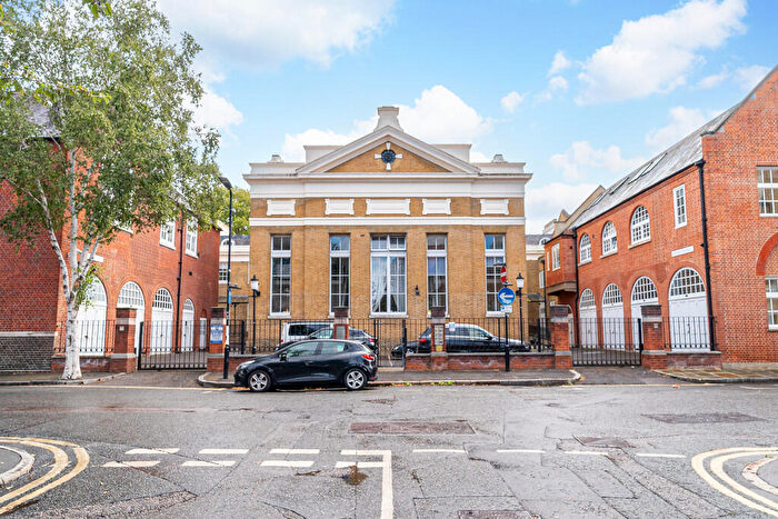 1 Bedroom Apartment For Sale In Hoffman Square, Chart Street, Hoxton, London, N1