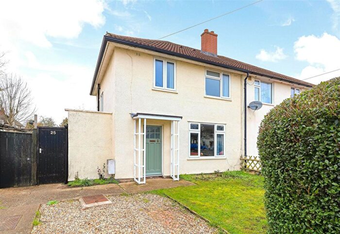 4 Bedroom Semi Detached House For Sale In Bancroft Close, Cambridge, CB1
