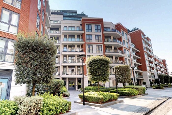 2 Bedroom Flat For Sale In Doulton House, Park Street, SW6
