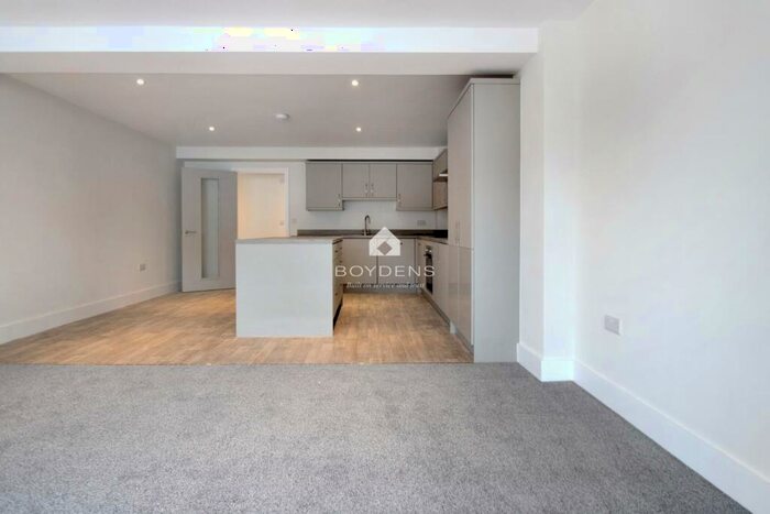 3 Bedroom Apartment To Rent In Sudbury, Suffolk, CO10