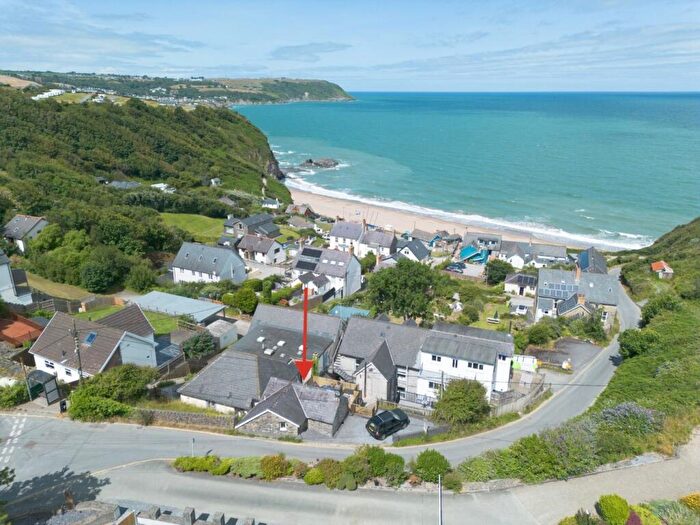 2 Bedroom Cottage For Sale In Tresaith, Cardigan, SA43